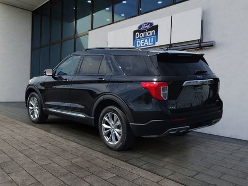 Used 2023 Ford Explorer XLT w/ Equipment Group 202A AWD/4WD image 5