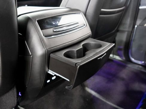 Used 2024 Cadillac Escalade Sport Platinum image 31