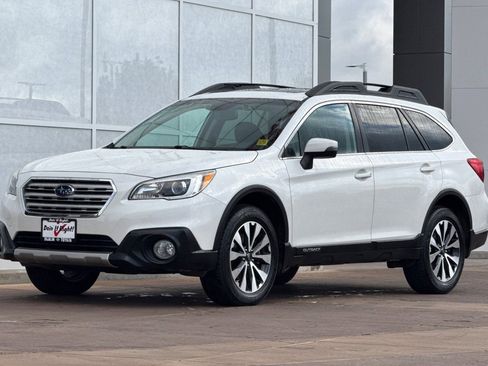 Used 2016 Subaru Outback 2.5i Limited image 8