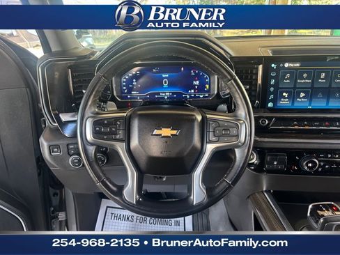 Used 2023 Chevrolet Silverado 1500 LT image 20
