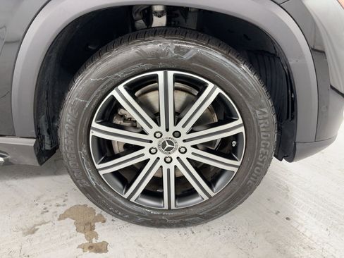 Certified 2025 Mercedes-Benz GLE 450e GLE 450e w/ Winter Package image 12