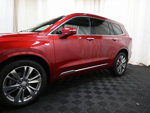 Used 2023 Cadillac XT6 Premium Luxury w/ Technology Package image 16