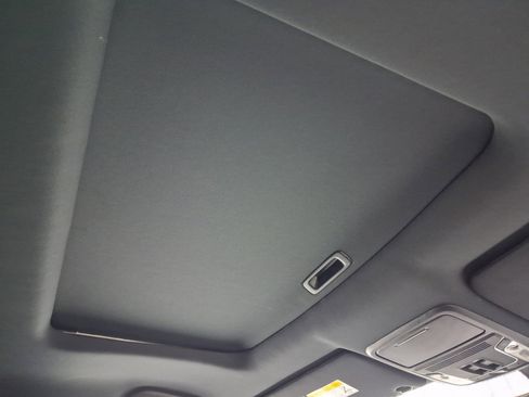 Used 2025 Honda Ridgeline TrailSport image 23