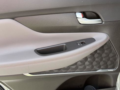 Used 2019 Hyundai Santa Fe Limited w/ Cargo Package FWD image 12