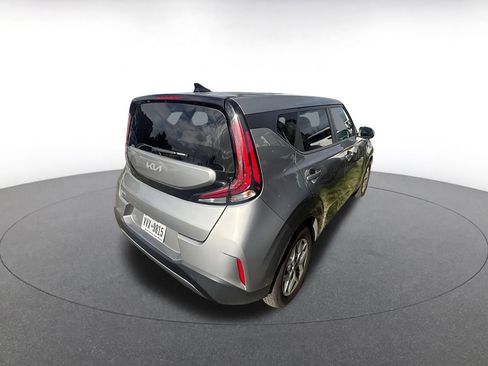 Used 2025 Kia Soul LX w/ LX Technology Package image 7