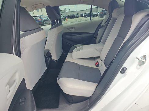 Used 2024 Toyota Corolla LE FWD image 11