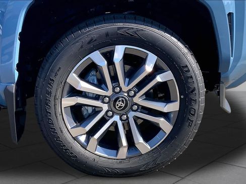 New 2026 Toyota 4Runner Limited AWD/4WD image 11