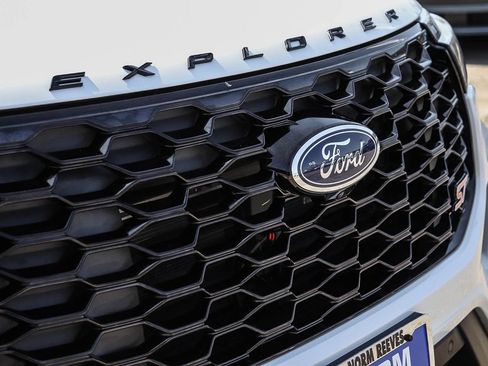 Certified 2025 Ford Explorer ST w/ Sun And Sound Package AWD/4WD image 6