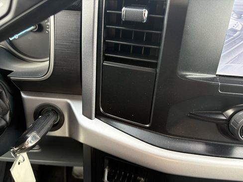 Used 2023 Ford F150 XLT image 32