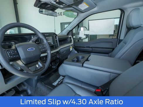 New 2025 Ford F550 4x4 Regular Cab Super Duty image 11