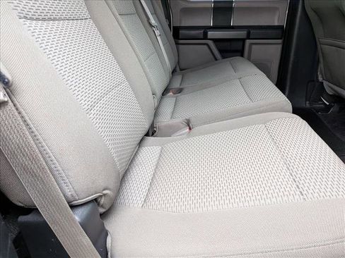 Used 2017 Ford F150 XLT RWD image 17