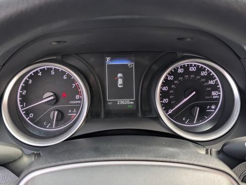 Used 2024 Toyota Camry LE w/ Convenience Package FWD image 18