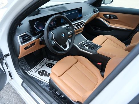 Used 2024 BMW 330i Sedan image 15