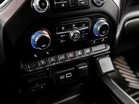 Used 2020 GMC Sierra 1500 Elevation w/ Elevation Value Package image 26