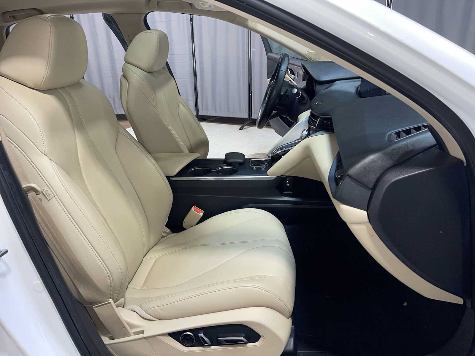 Used 2021 Acura TLX SH-AWD image 14