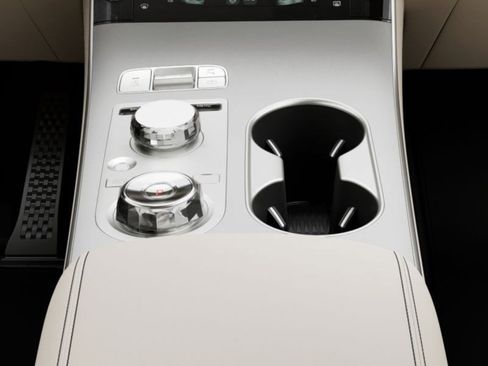 New 2026 Genesis GV70 2.5T Advanced image 22