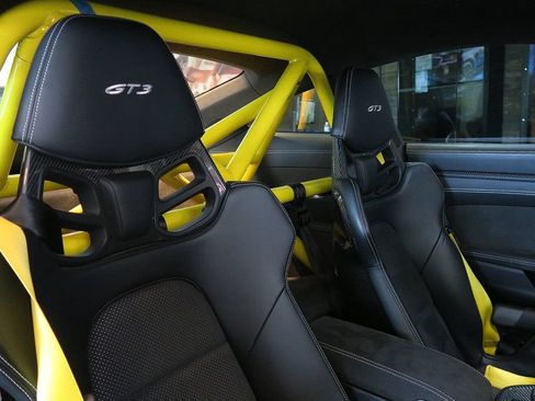 Used 2023 Porsche 911 GT3 RWD image 31