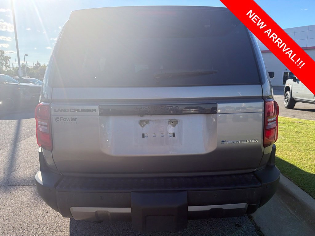 Used 2025 Toyota Land Cruiser w/ Premium Package AWD/4WD image 5