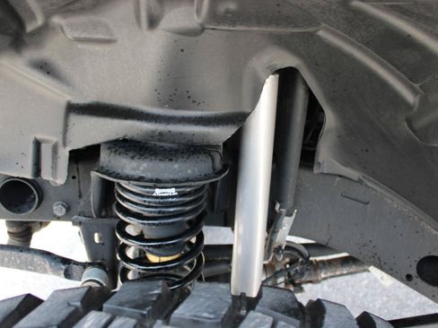 Used 2021 Jeep Wrangler Unlimited Rubicon AWD/4WD image 14