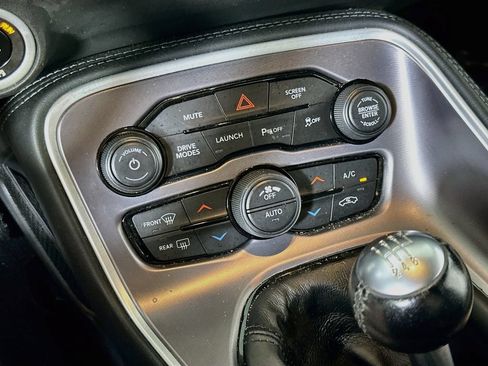 Used 2021 Dodge Challenger R/T Scat Pack w/ Plus Package RWD image 27
