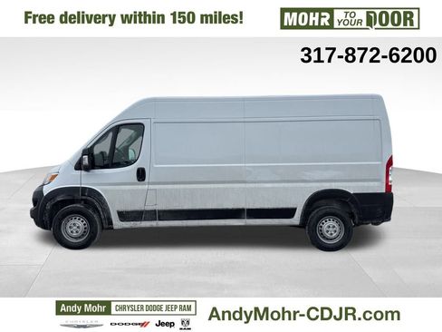 Used 2025 RAM ProMaster 2500 w/ Convenience Group image 2