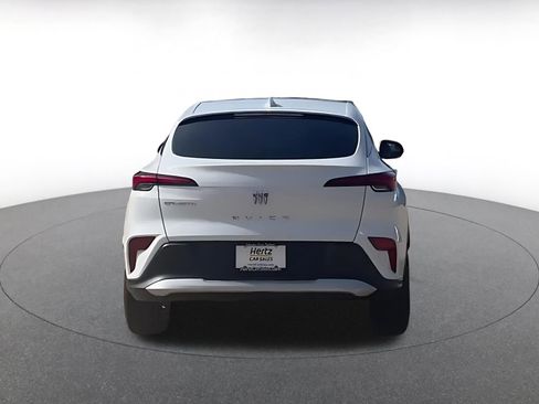 Used 2025 Buick Envista Preferred image 12