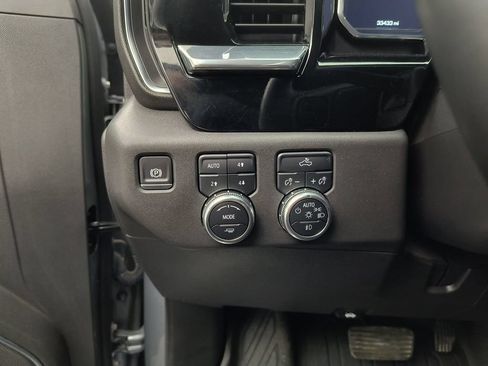Used 2024 GMC Sierra 1500 Elevation w/ X31 Off-Road Package AWD/4WD image 15