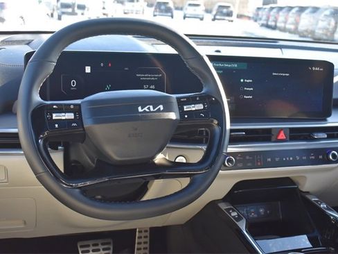 Certified 2026 Kia Sorento SX Prestige image 23