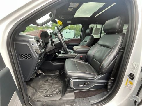 Used 2021 Ford F150 Lariat AWD/4WD image 6
