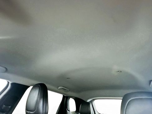 Used 2020 Jeep Cherokee Latitude Plus image 21