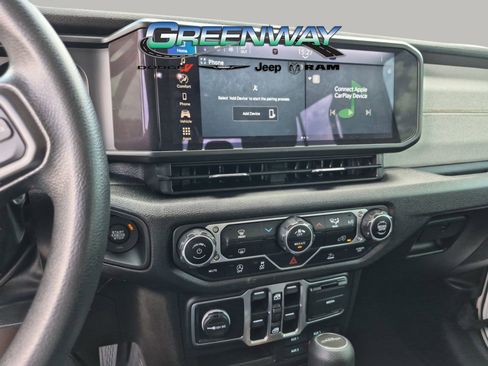 Used 2025 Jeep Gladiator Sport AWD/4WD image 15