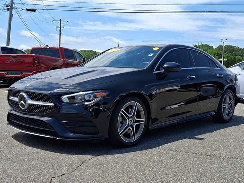 Used 2023 Mercedes-Benz CLA 250 4MATIC image 3