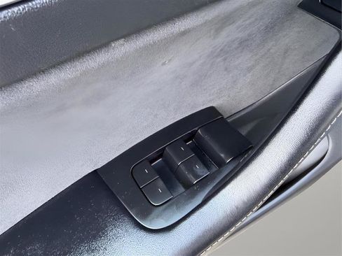 Used 2022 Tesla Model 3 Long Range AWD/4WD image 19