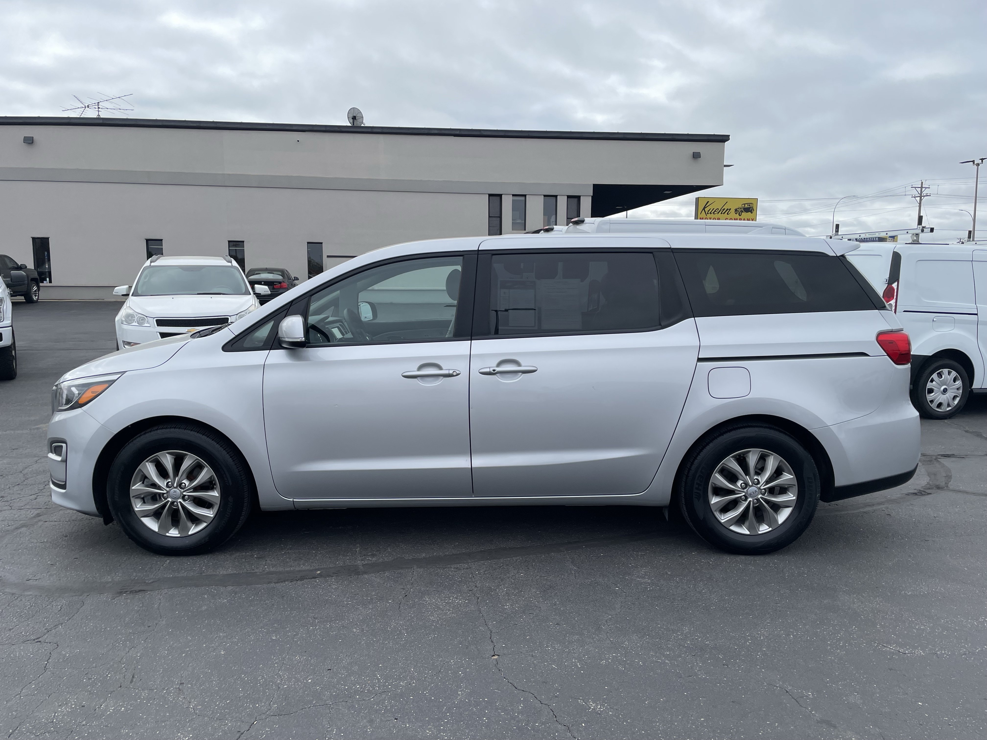 Used 2020 Kia Sedona LX FWD image 5