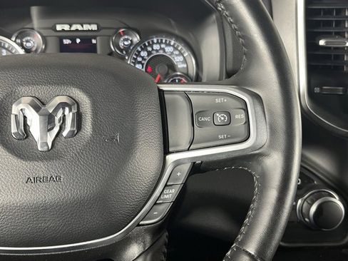 Used 2024 RAM 2500 Big Horn w/ Sport Appearance Package image 17