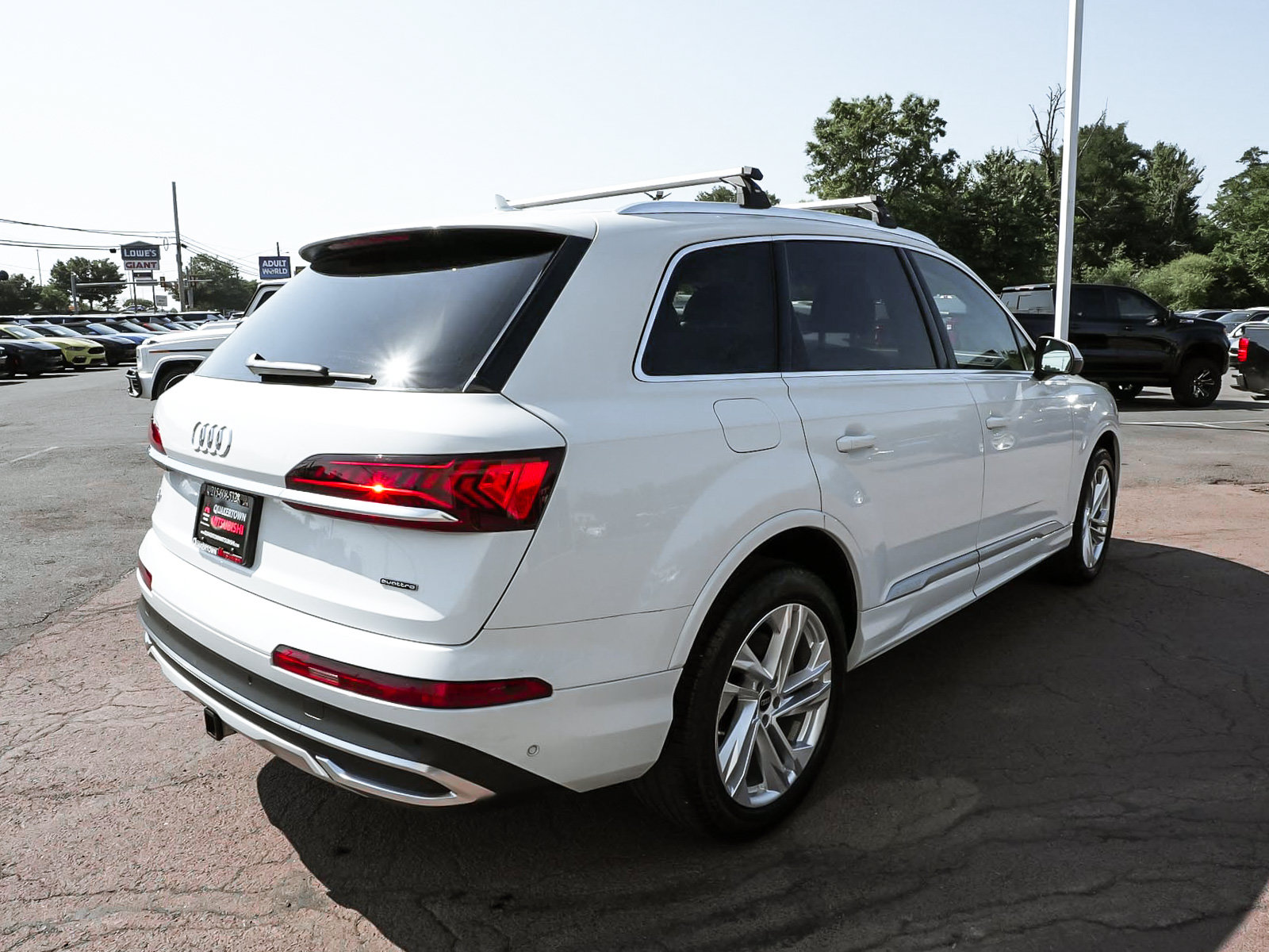 Used 2023 Audi Q7 2.0T Premium w/ Convenience Package AWD/4WD image 6