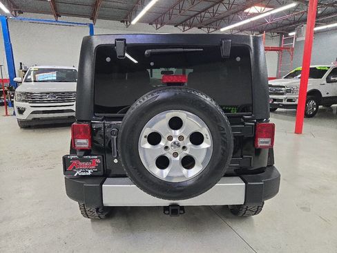 Used 2013 Jeep Wrangler Unlimited Sahara w/ Trailer Tow Group image 3