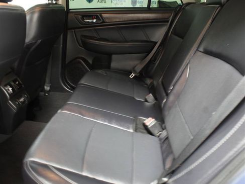 Used 2018 Subaru Outback 2.5i Limited AWD/4WD image 16