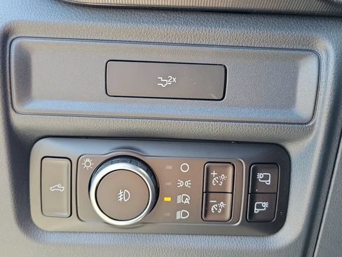New 2026 Ford F150 Lariat w/ Equipment Group 501A Mid AWD/4WD image 36
