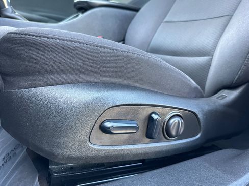 Used 2024 Chevrolet Malibu LT FWD image 14