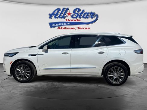 Used 2022 Buick Enclave Avenir FWD image 8