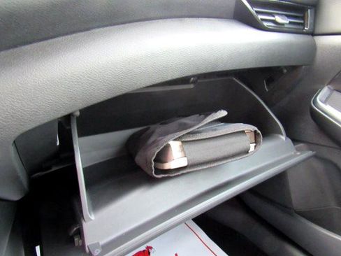 Used 2021 Nissan Sentra SR w/ SR Premium Package image 30