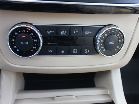 Used 2018 Mercedes-Benz GLE 350 4MATIC image 22