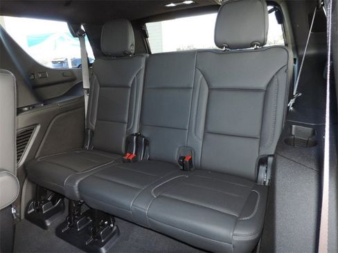 Certified 2025 GMC Yukon Denali image 14