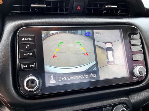 Used 2022 Nissan Kicks SR w/ Premium Package FWD image 23
