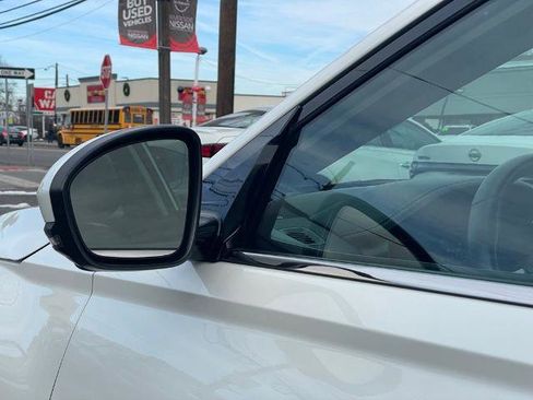 Certified 2019 Nissan Altima 2.5 Platinum image 25