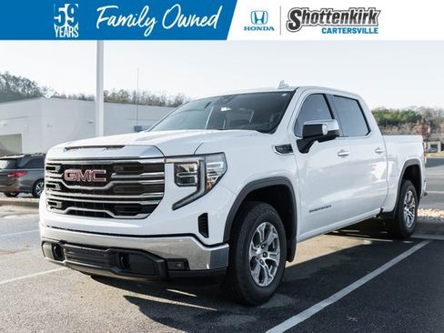 Used 2022 GMC Sierra 1500 SLT image 1