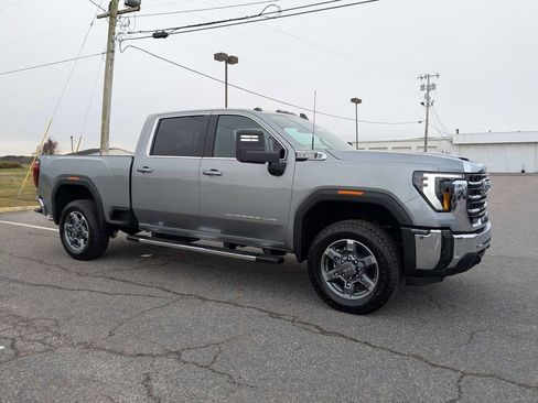 New 2026 GMC Sierra 2500 SLE w/ SLE Value Package; image 3