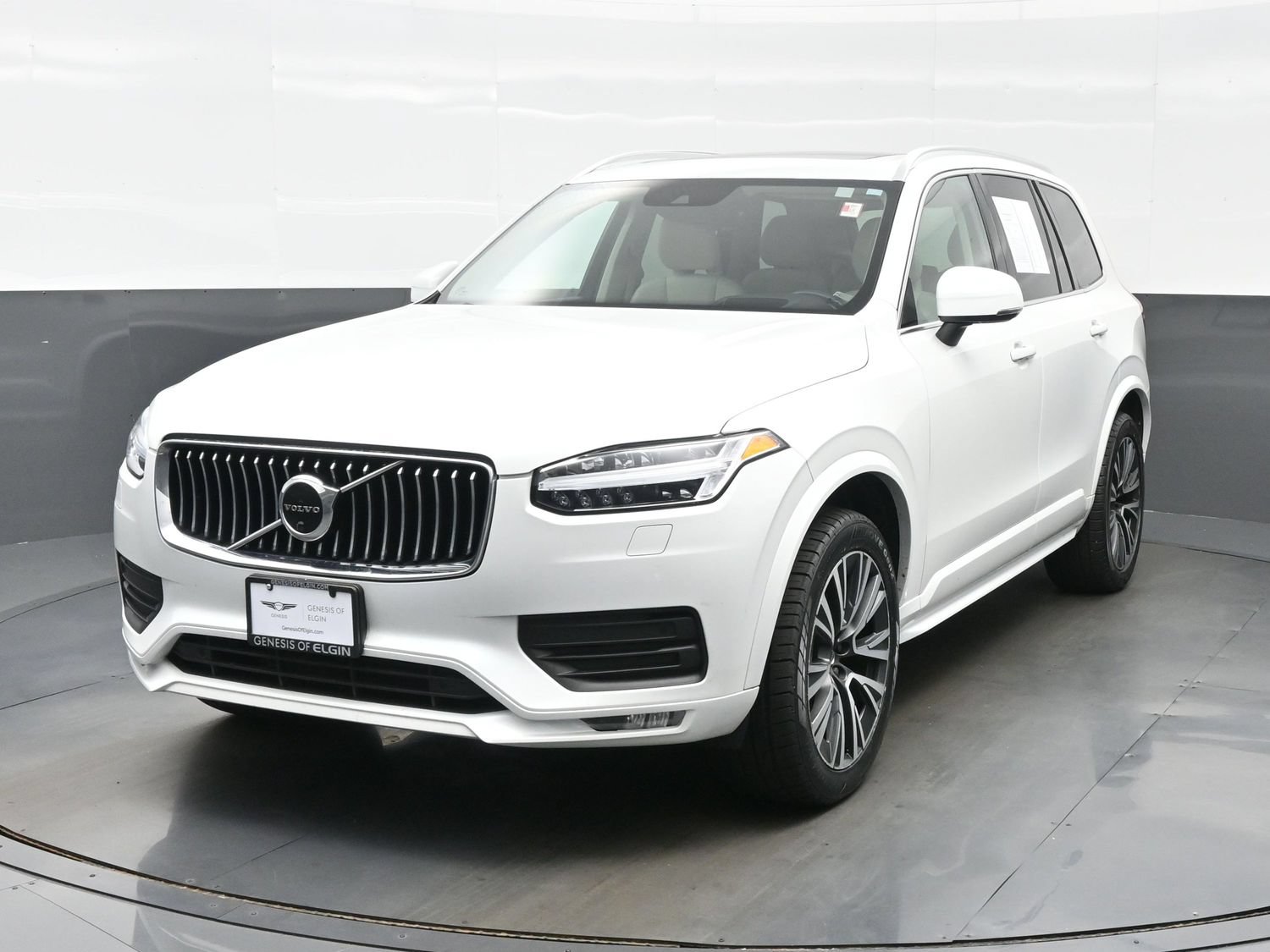 Used 2020 Volvo XC90 T6 Momentum w/ Protection Package Premier AWD/4WD image 1