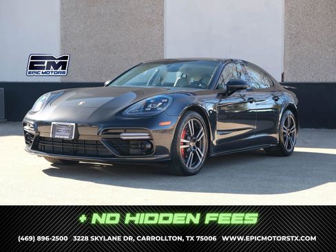 Used 2017 Porsche Panamera Turbo w/ Carbon Fiber Interior Package image 1